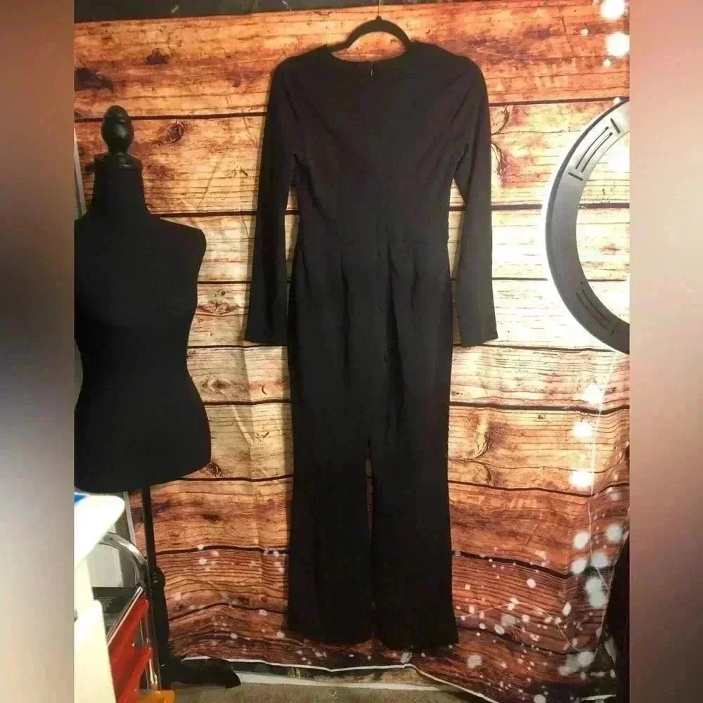 💃🏻🔥Black Lace accent Jumpsuit💃🏻🔥